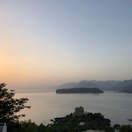 Me&sea Couette-café